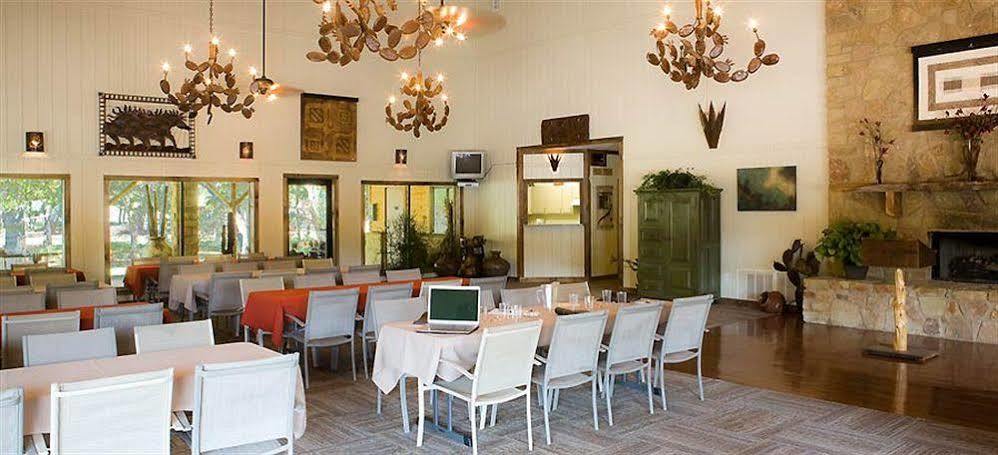 Rustic Creek Ranch Resort At North Jellystone Park 伯利森 外观 照片